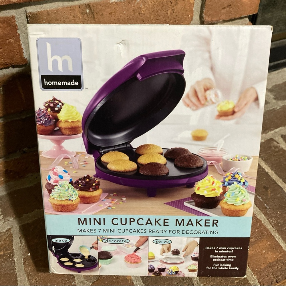 Purple Mini Cupcake Maker - Picture 5 of 5
